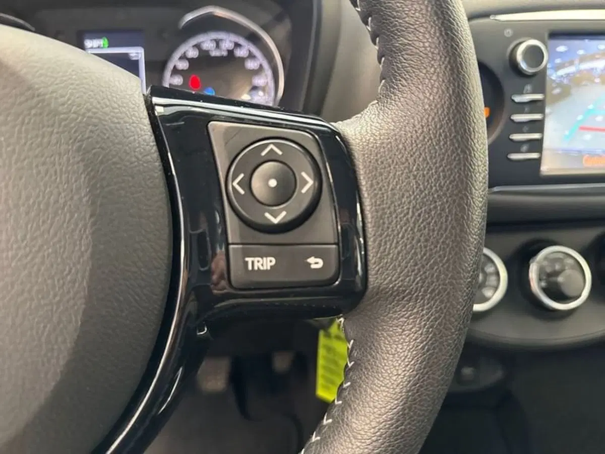 Toyota Yaris usata a Prato (13)