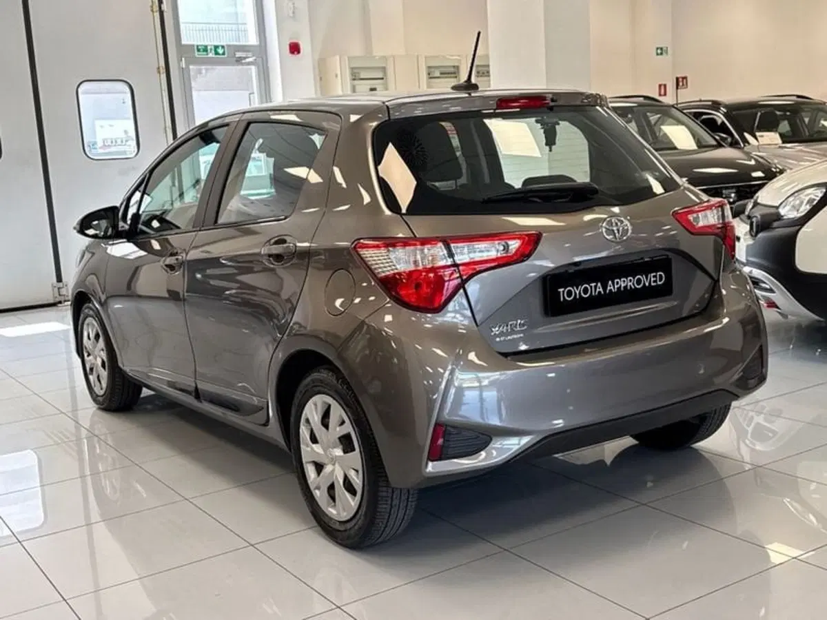 Toyota Yaris usata a Prato (6)