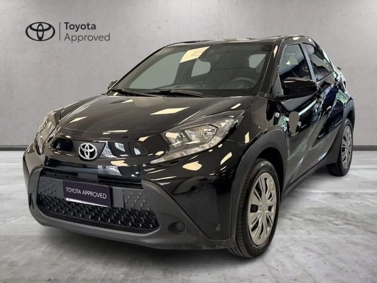 Toyota Aygo X usata a Prato