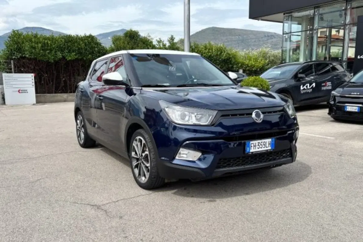 Ssangyong Tivoli usata a Latina