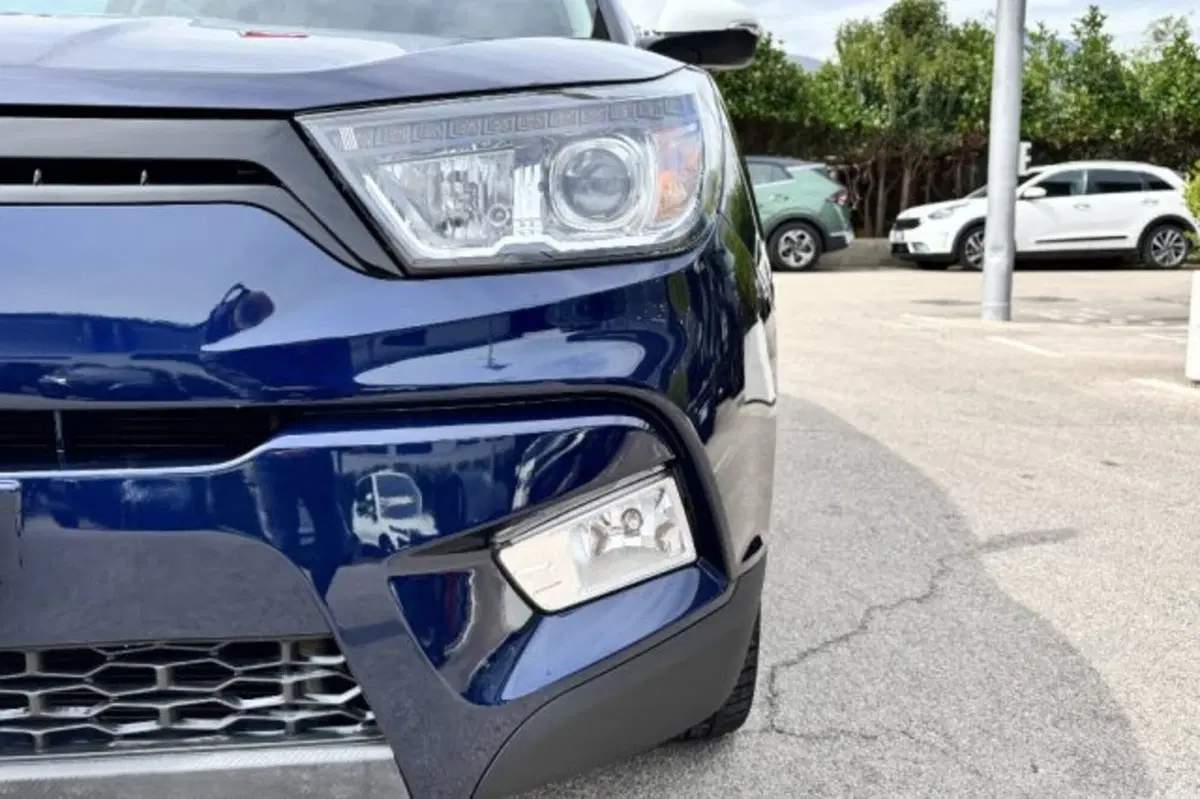Ssangyong Tivoli usata a Latina (10)