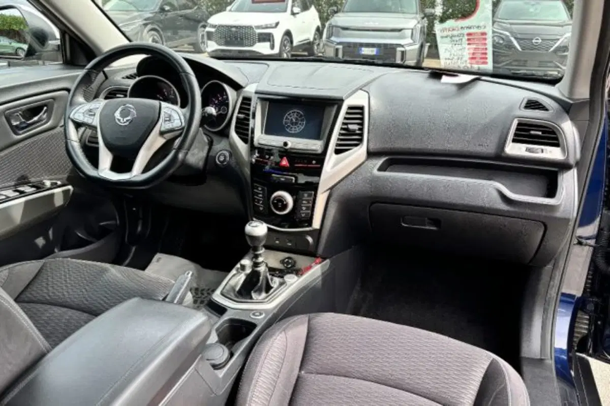 Ssangyong Tivoli usata a Latina (8)