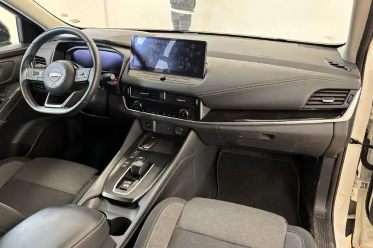 Nissan Qashqai usata a Latina (9)