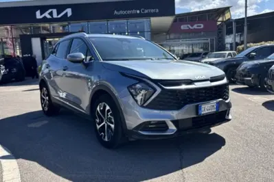 Kia Sportage 1.6 TGDi HEV AT Style del 2023 usata a Fondi