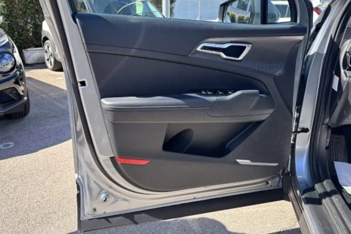Kia Sportage usata a Latina (12)