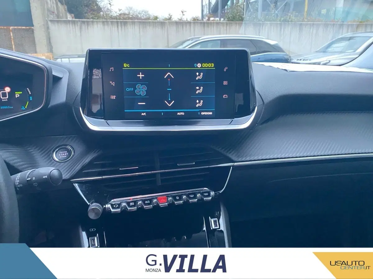Peugeot 2008 usata a Milano (14)