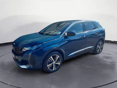 Peugeot 3008 BlueHDi 130 S&amp;S EAT8 Allure Pack del 2022 usata a Surbo