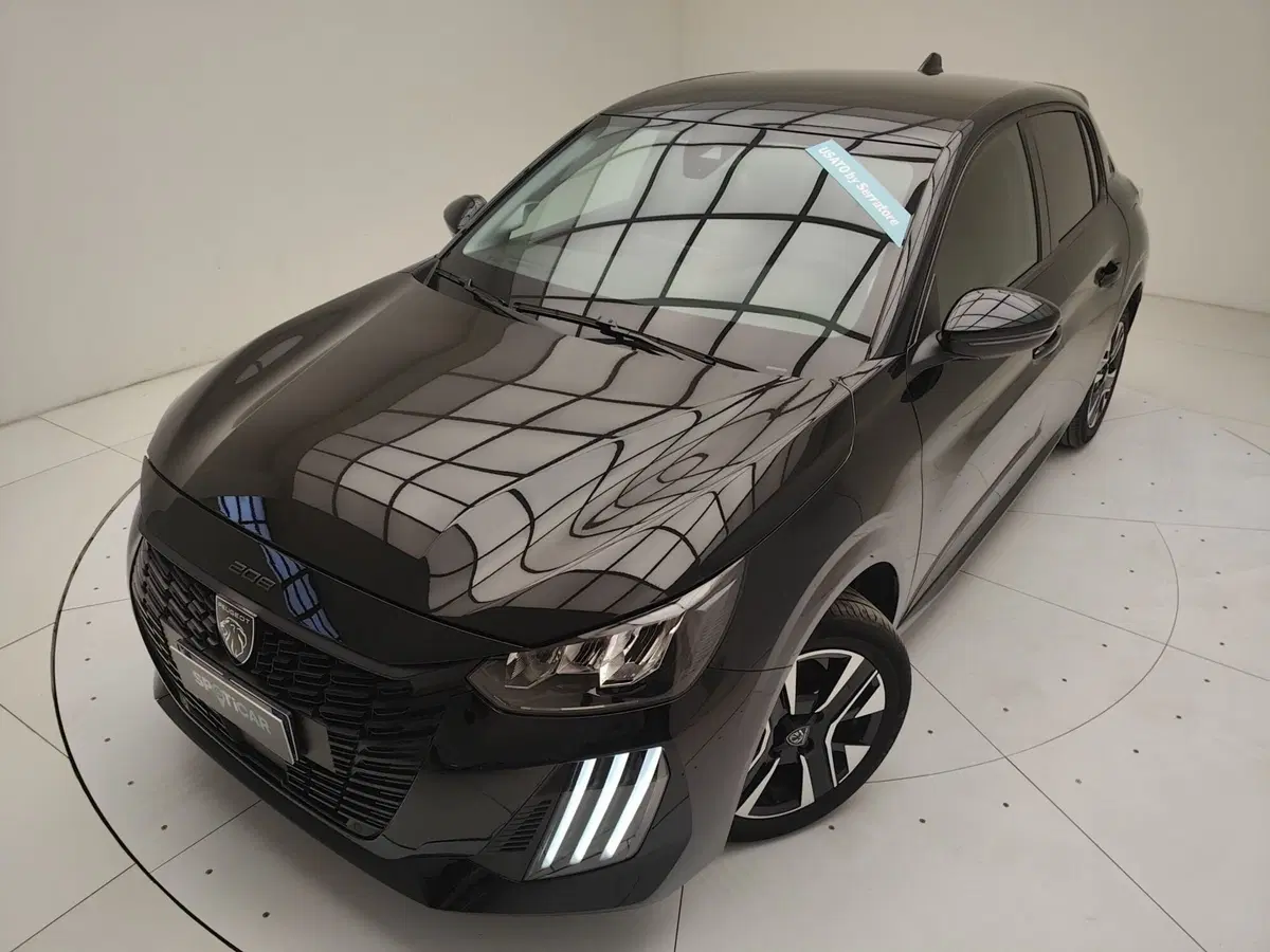 Peugeot 208 usata a Como (15)
