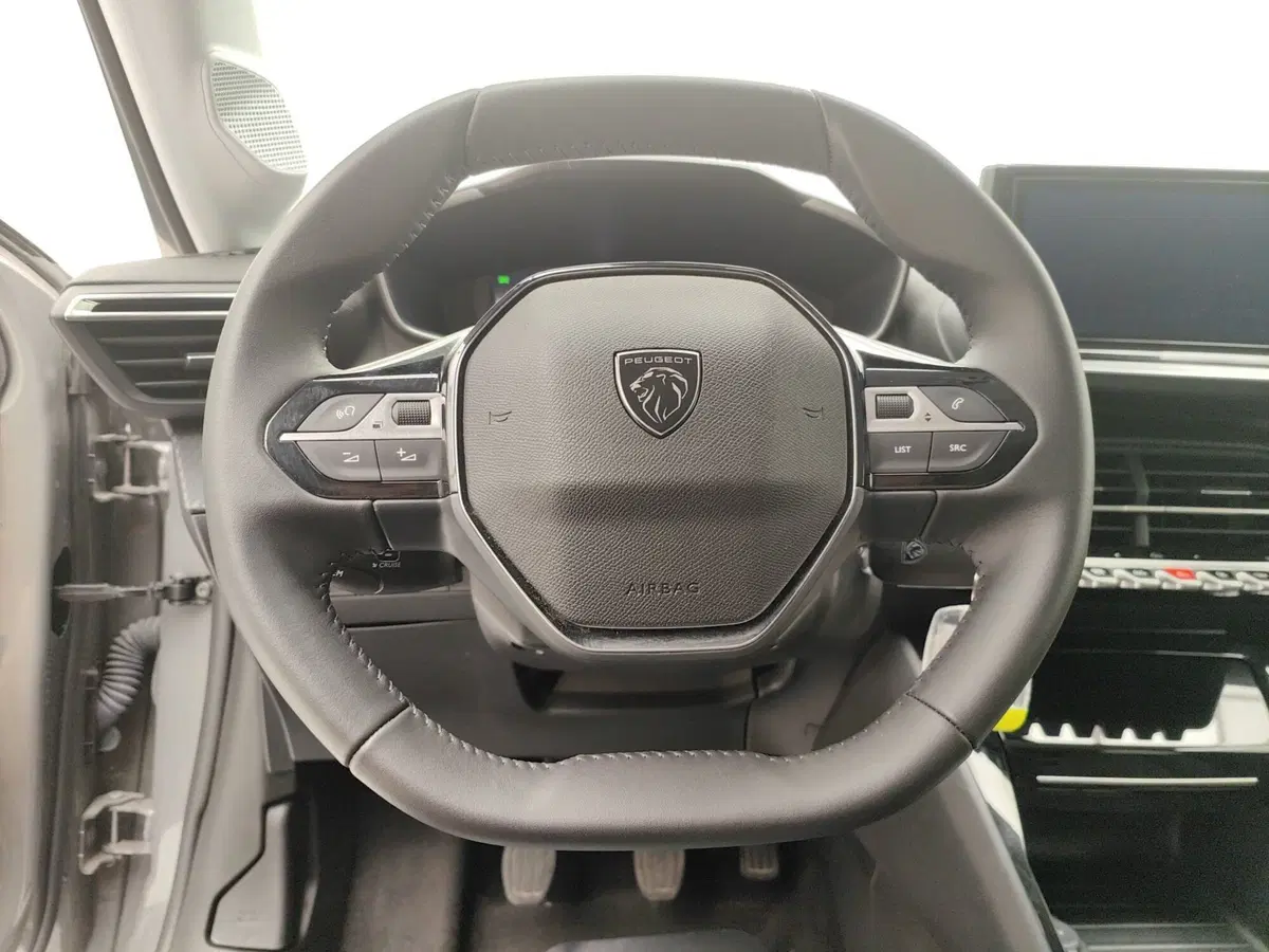Peugeot 208 usata a Como (15)