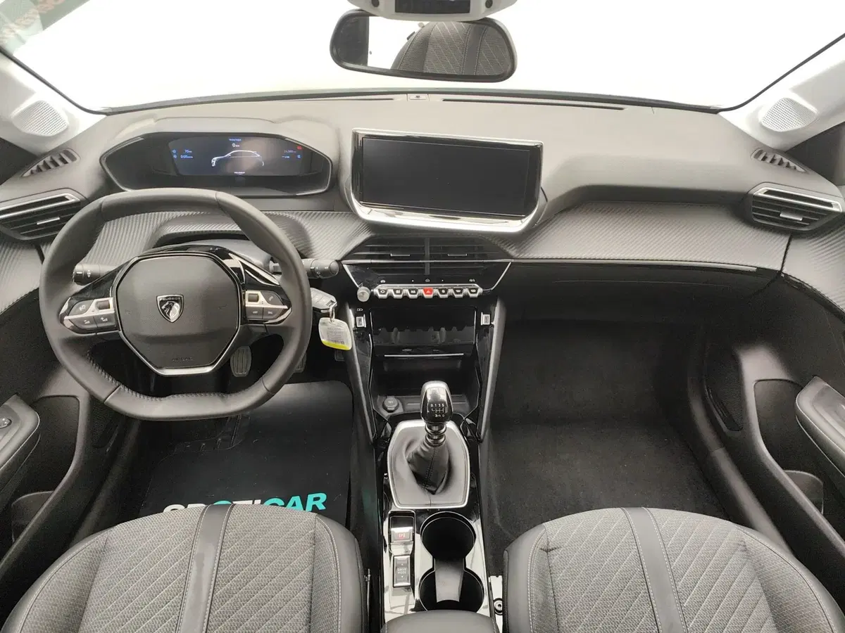 Peugeot 208 usata a Como (6)