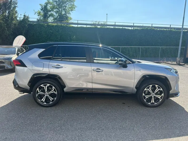 Toyota Rav4 usata a Piacenza (6)
