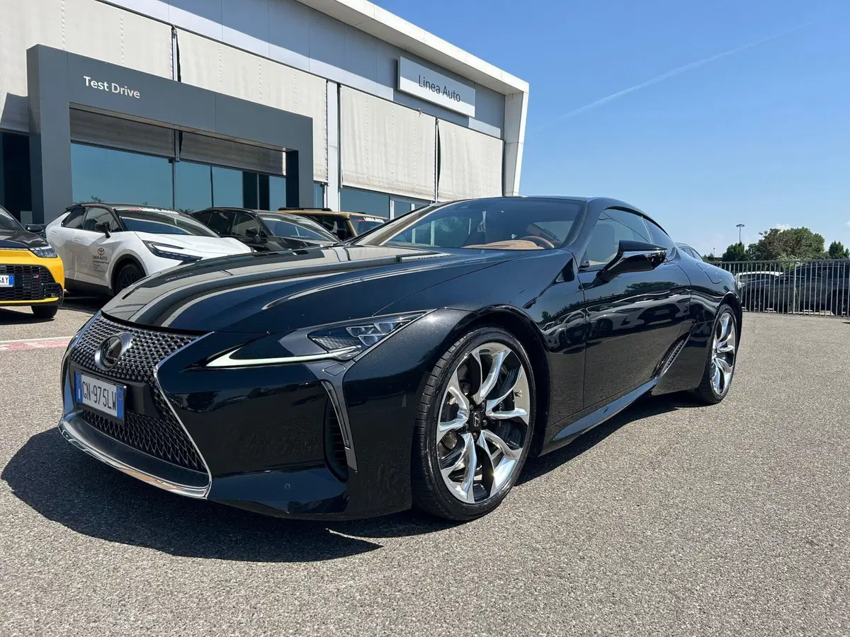 Lexus LC usata a Piacenza (8)