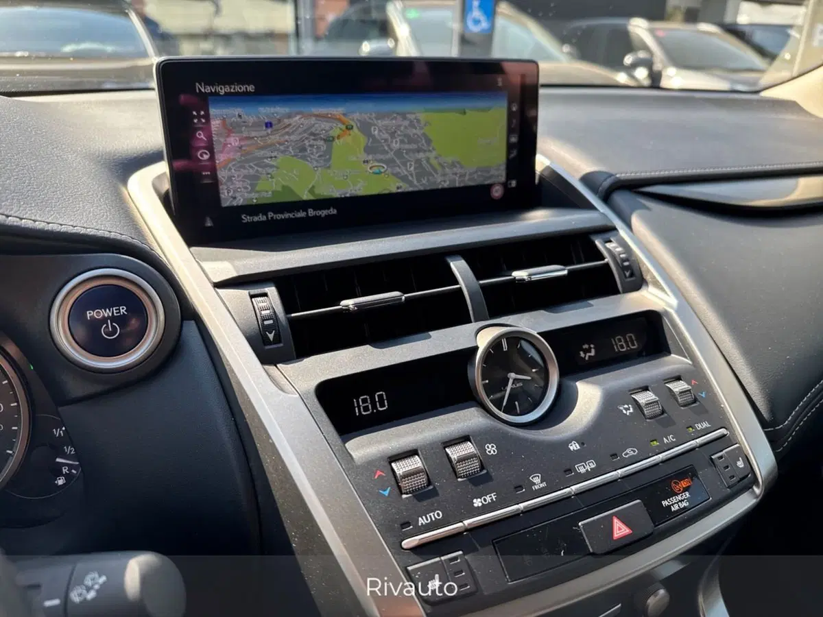 Lexus NX usata a Como (10)