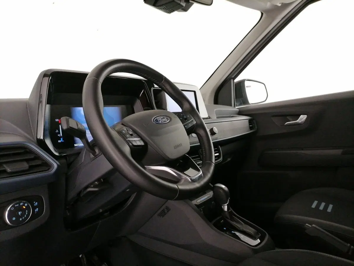 Ford Tourneo Courier usata a Roma (12)
