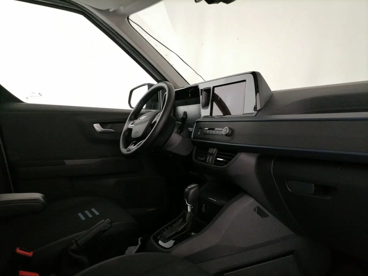 Ford Tourneo Courier usata a Roma (7)