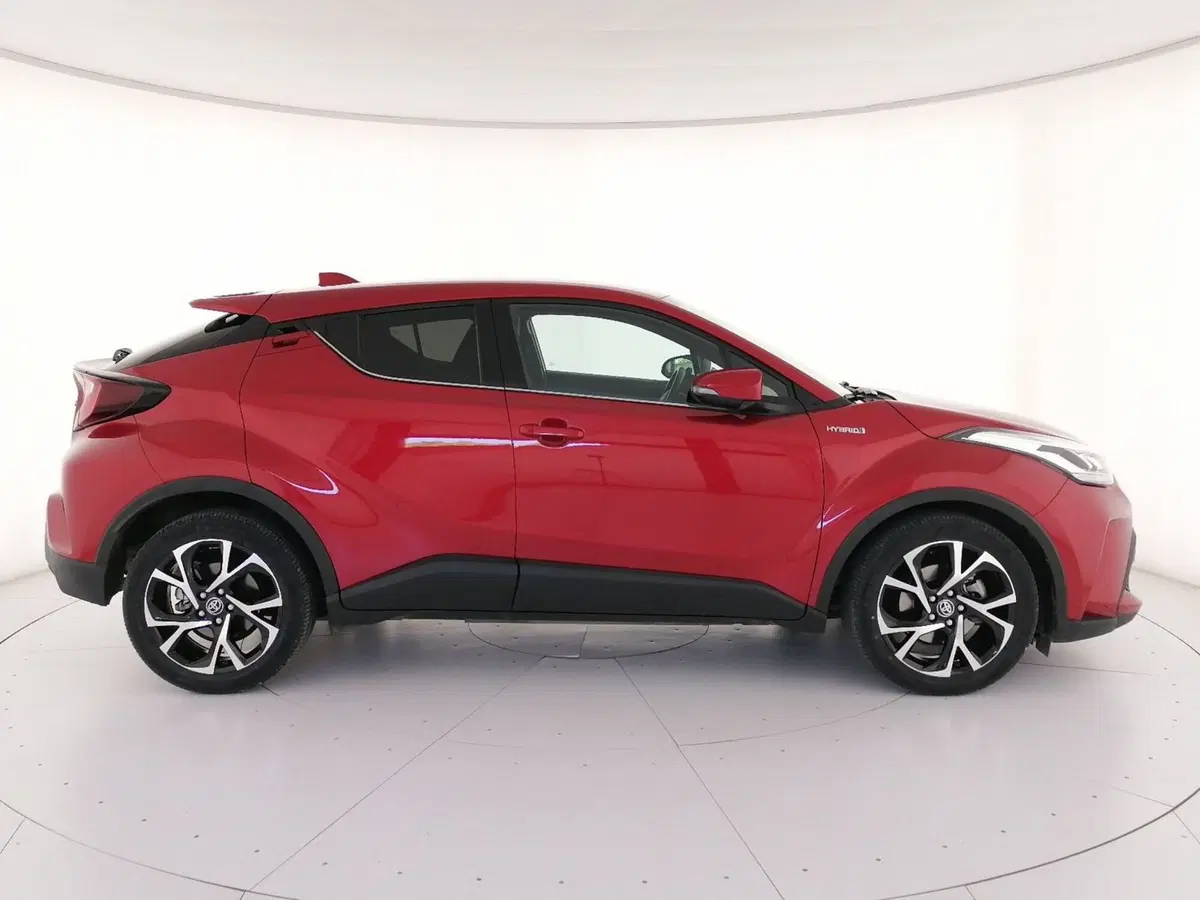 Toyota Toyota C-HR usata a Roma (3)
