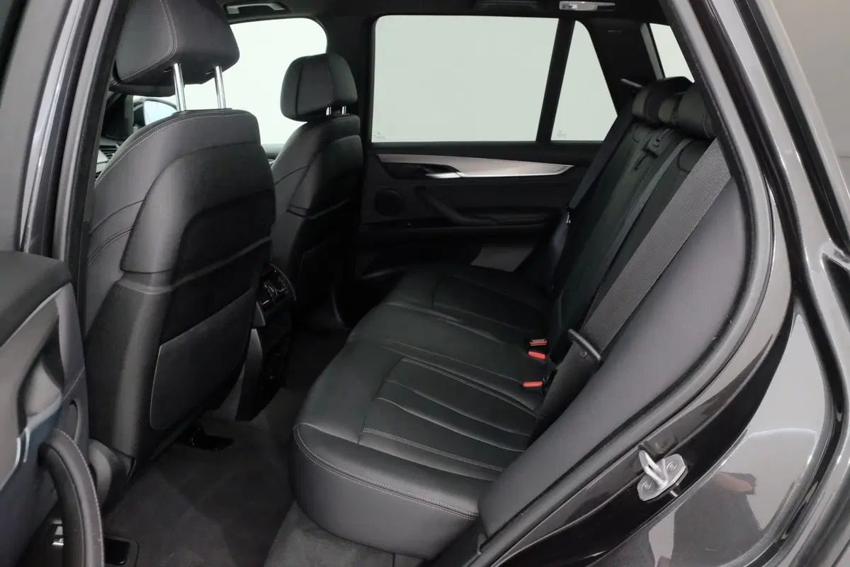 BMW X5 usata a Torino (8)