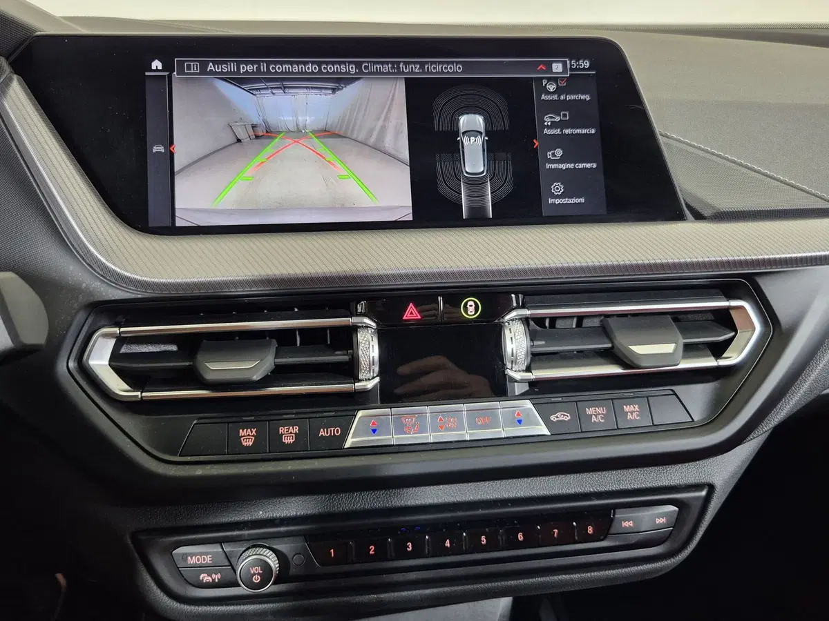 BMW Serie 1 5p. usata a Torino (16)