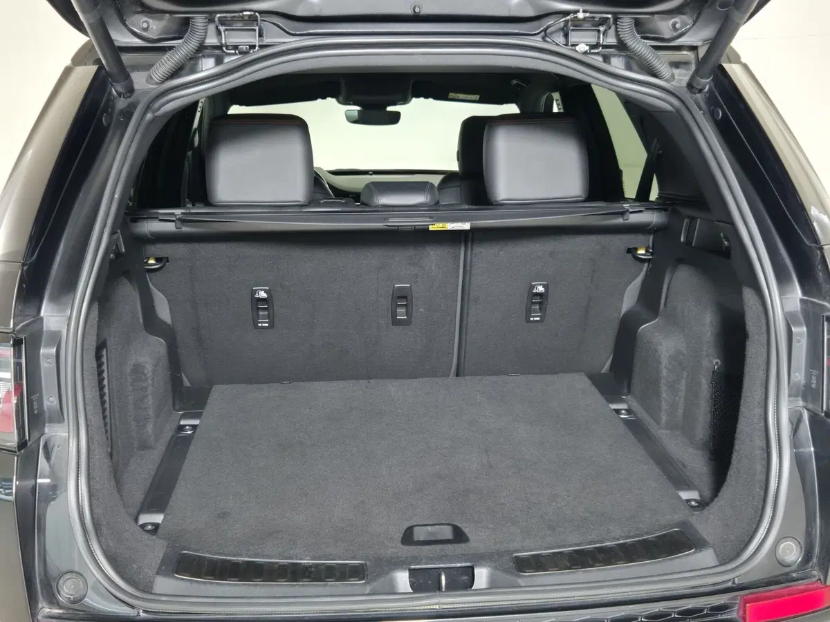 Land Rover Discovery Sport usata a Torino (12)