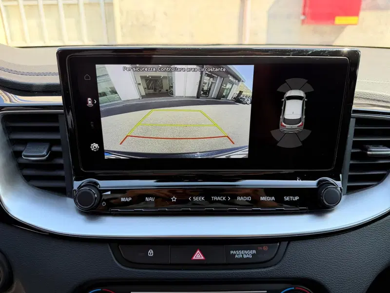 Kia XCeed usata a Napoli (17)