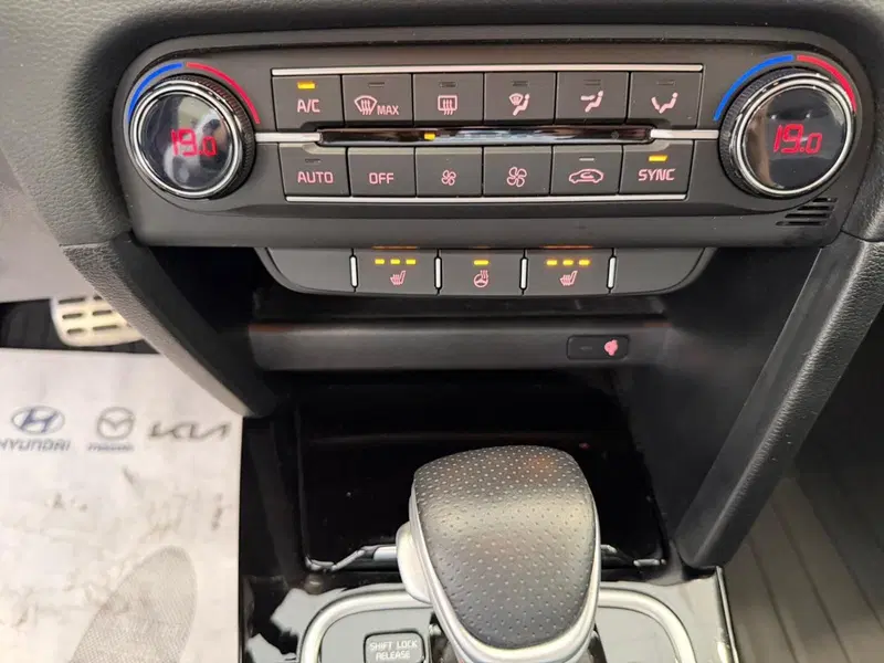 Kia XCeed usata a Napoli (18)