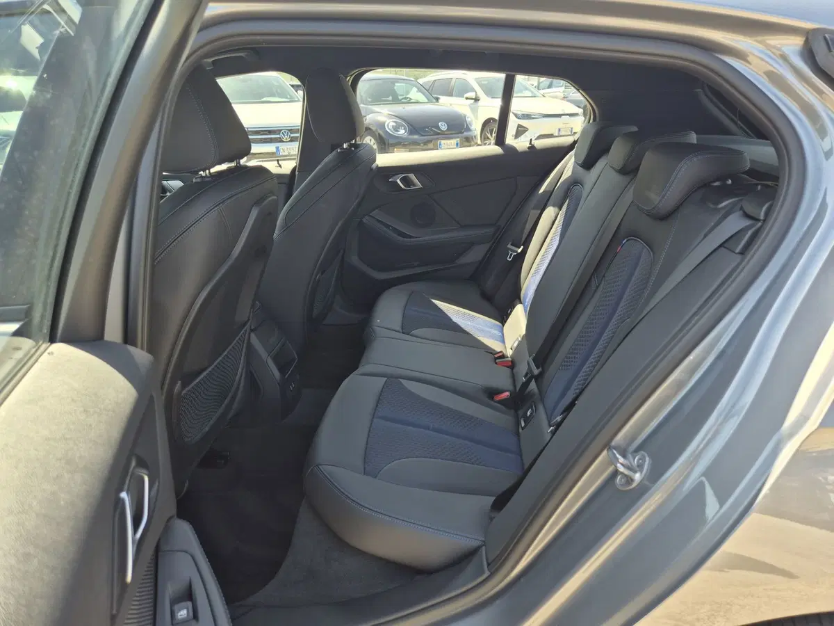 BMW Serie 1 usata  (7)