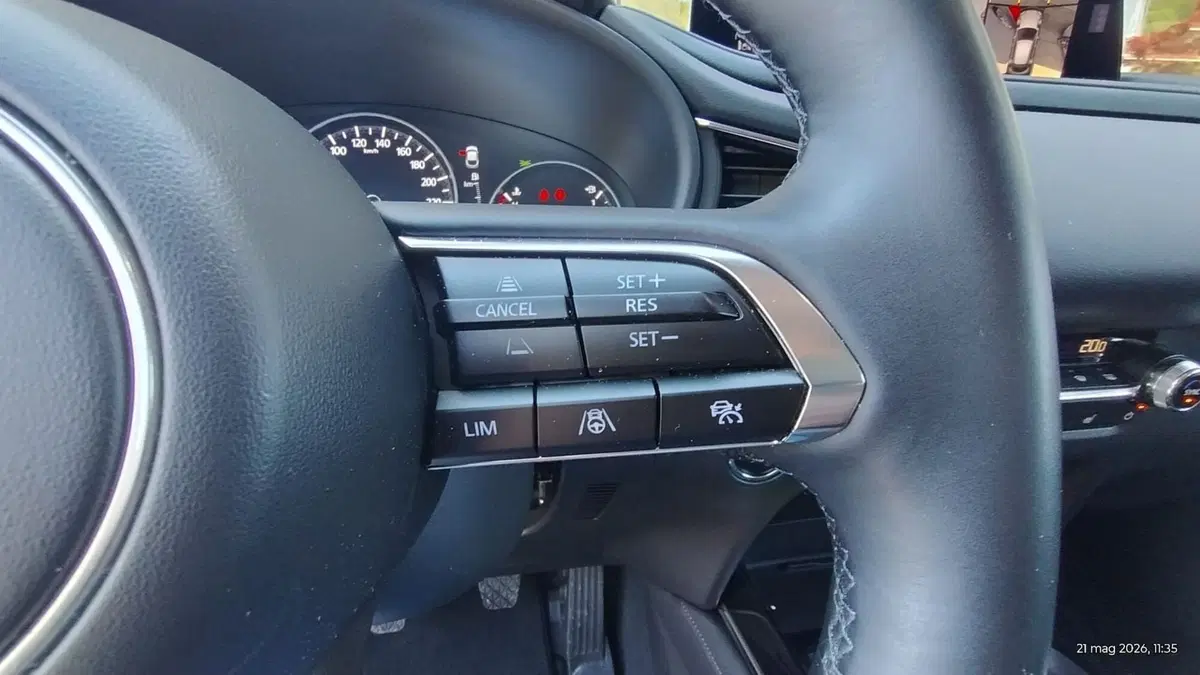 Mazda CX-30 usata a Belluno (16)