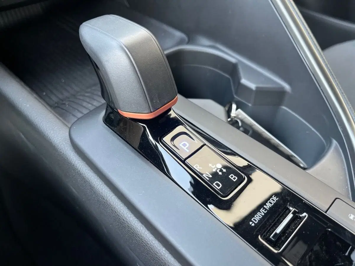 Toyota Toyota C-HR usata a Ragusa (12)