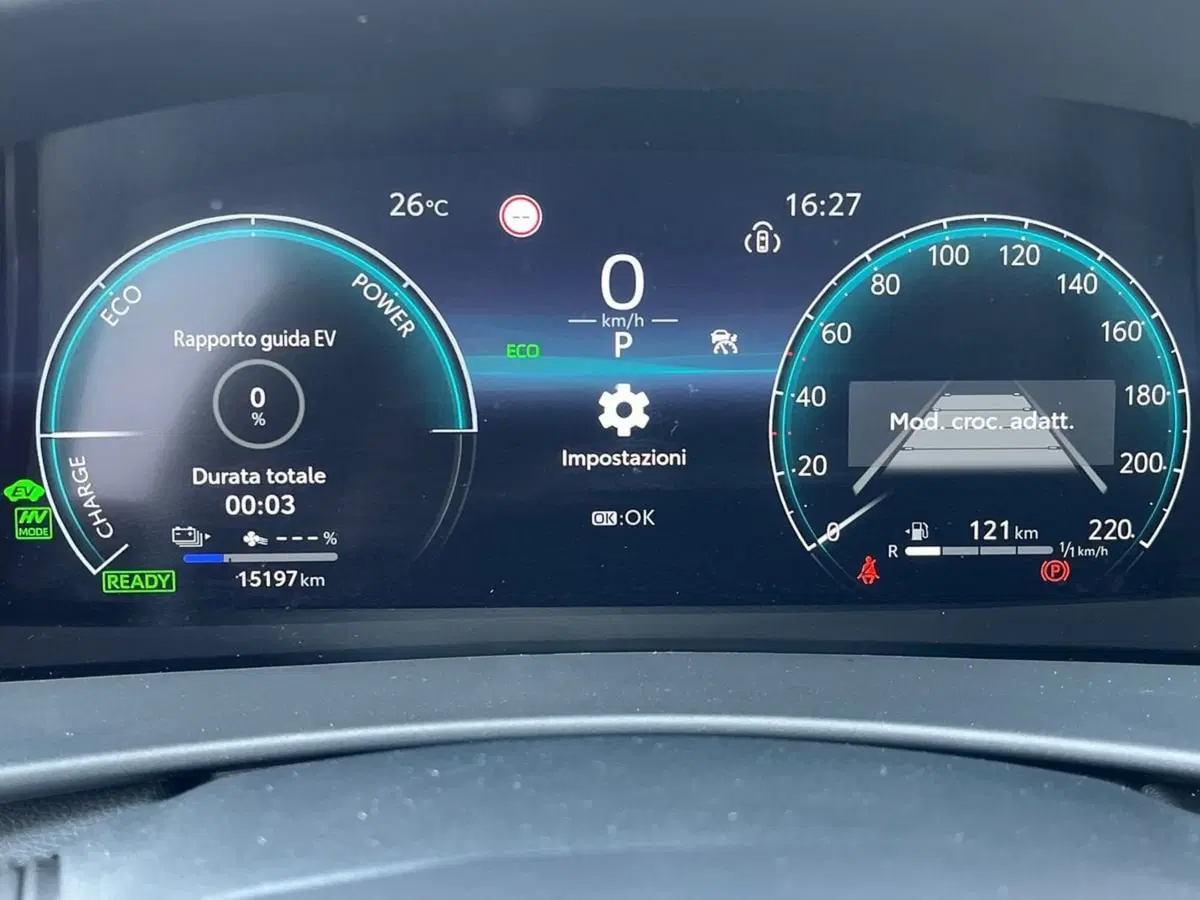 Toyota Toyota C-HR usata a Ragusa (9)
