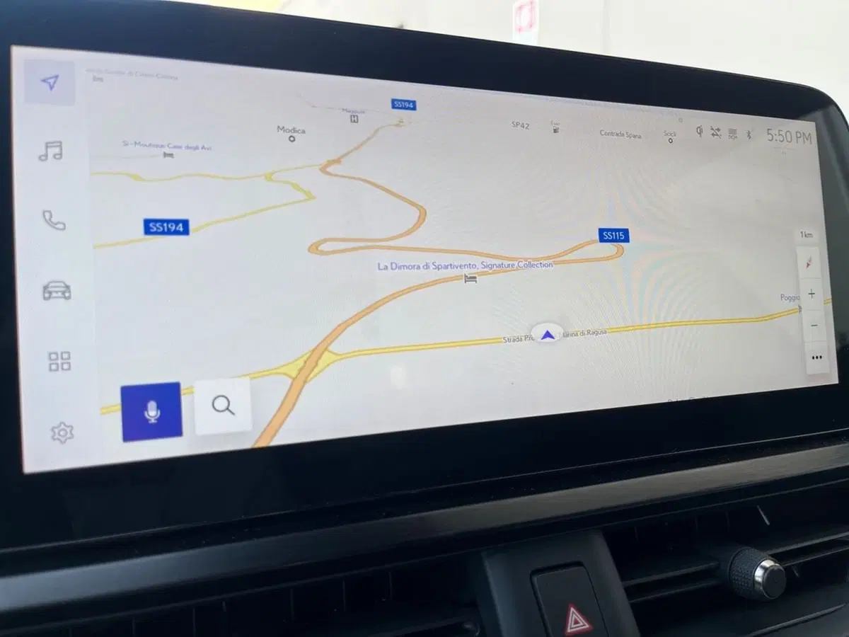 Lexus UX usata a Ragusa (10)