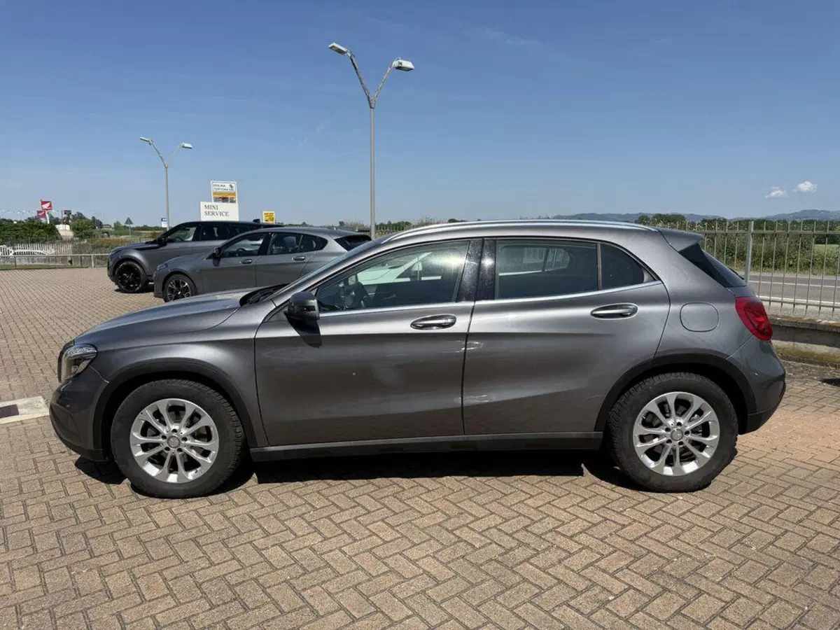 Mercedes-Benz GLA SUV usata a Alessandria (5)