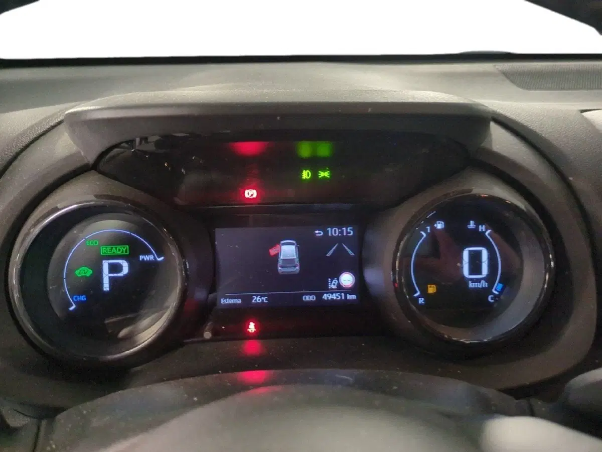 Toyota Yaris usata a Milano (13)