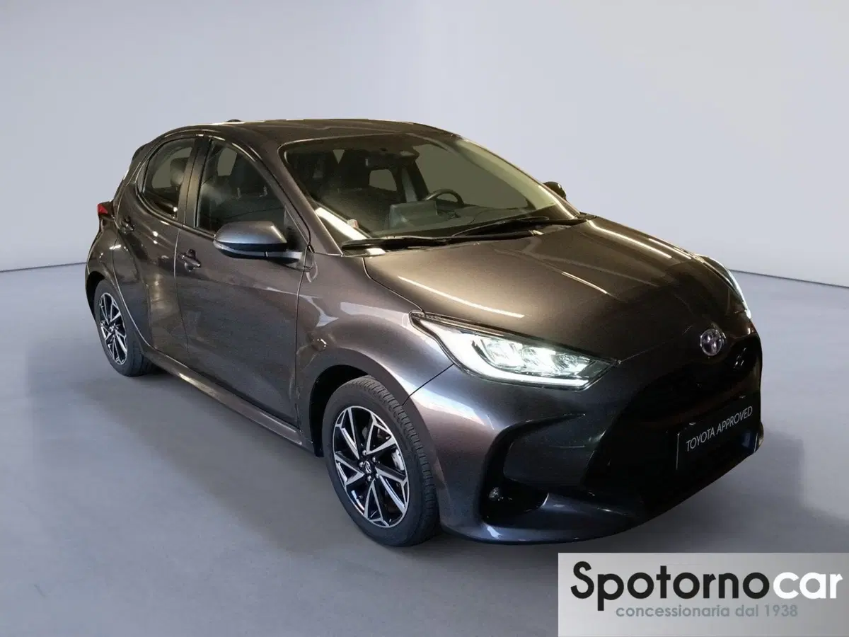 Toyota Yaris usata a Milano (8)