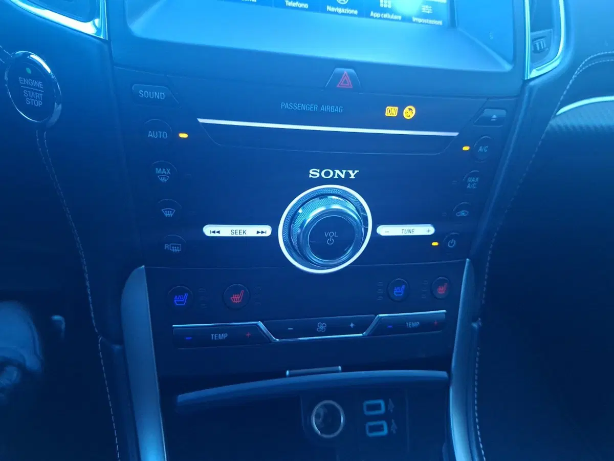 Ford S-Max usata a Ancona (17)