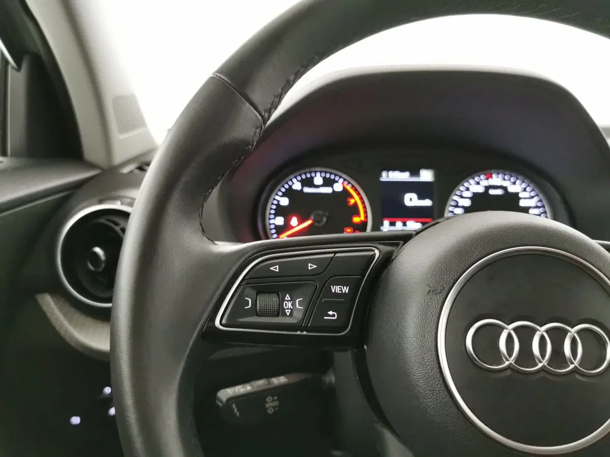 Audi Q2 usata a Chieti (10)