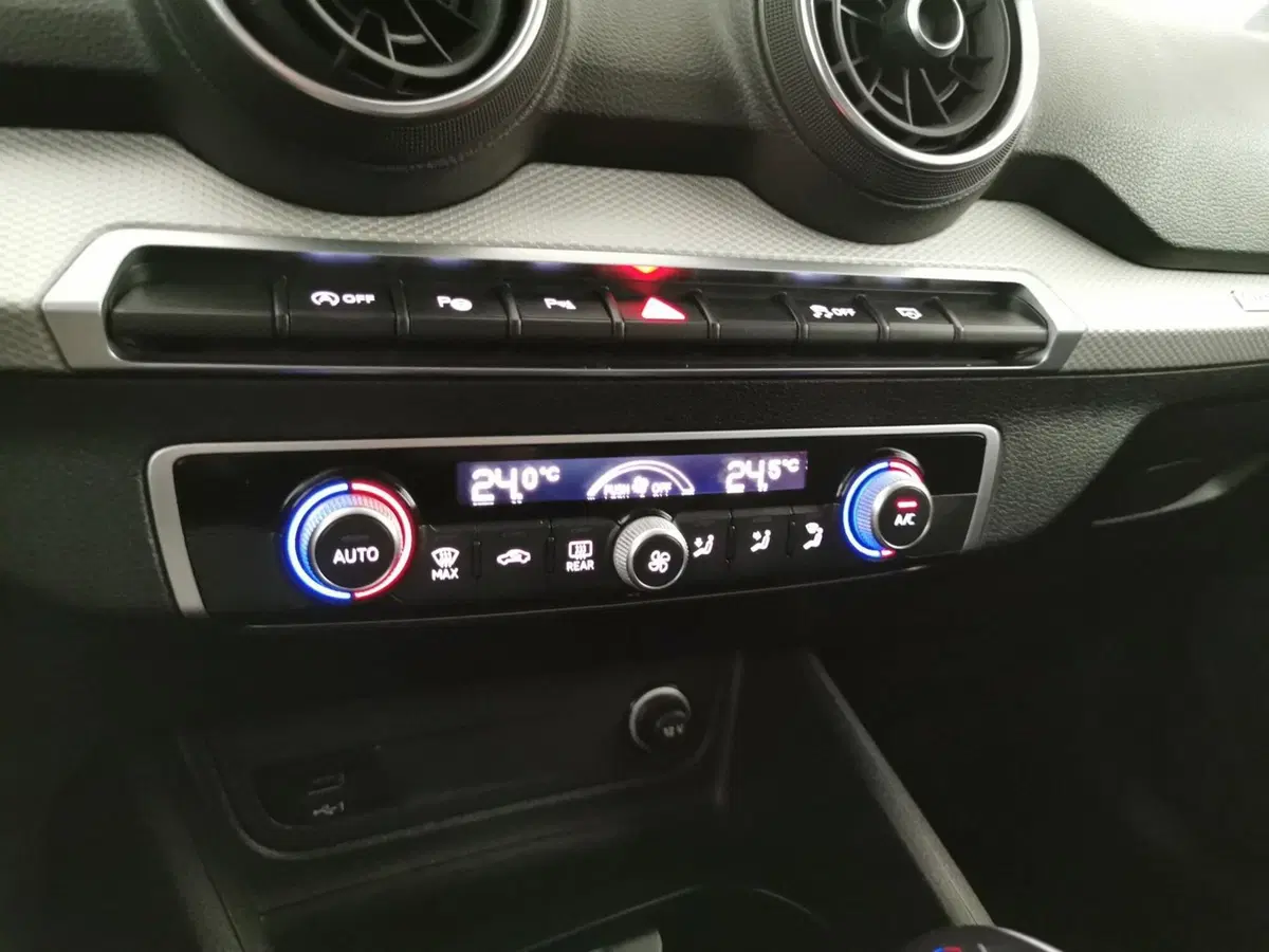 Audi Q2 usata a Chieti (15)