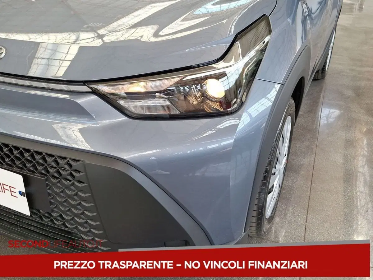 Toyota Aygo X nuova a Roma (6)
