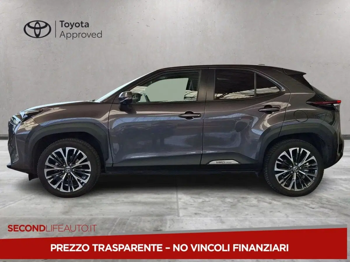 Toyota Yaris Cross usata a Roma (2)