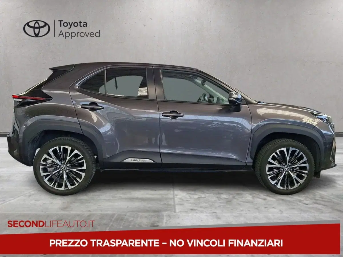 Toyota Yaris Cross usata a Roma (3)