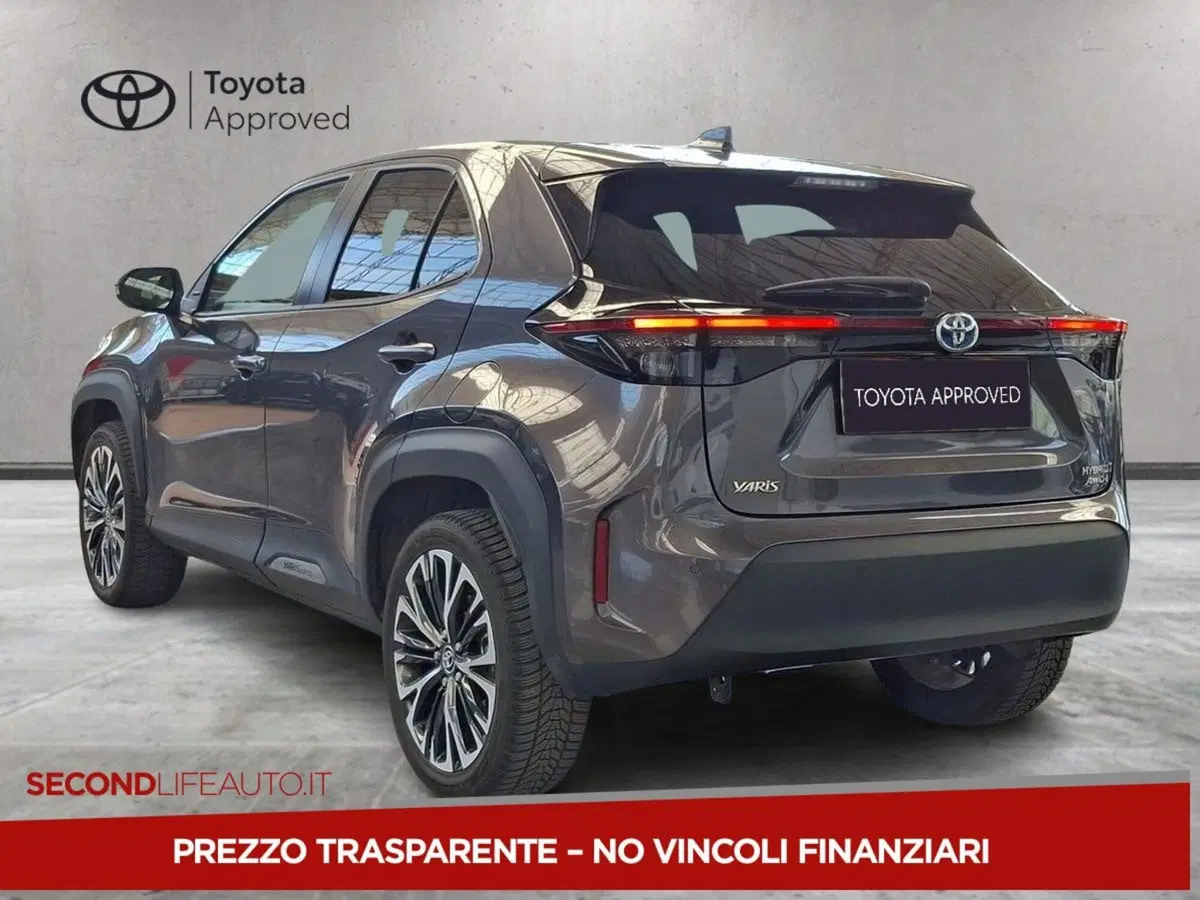 Toyota Yaris Cross usata a Roma (8)