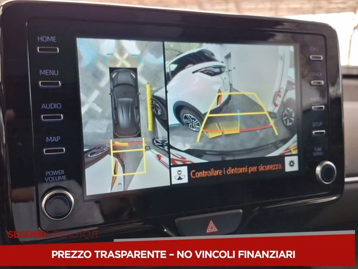 Toyota Yaris Cross usata a Roma (9)