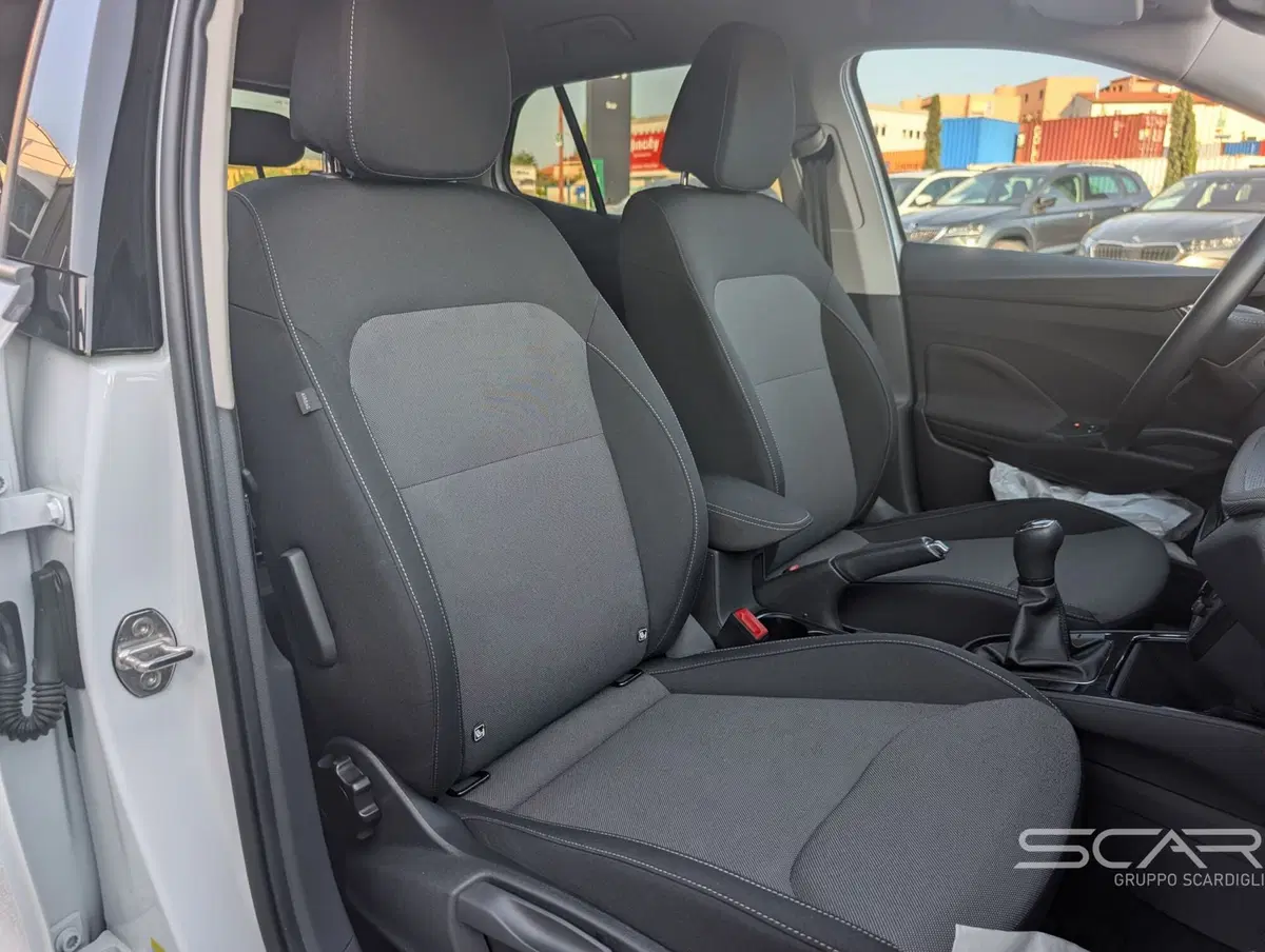 Skoda Fabia usata a Livorno (18)