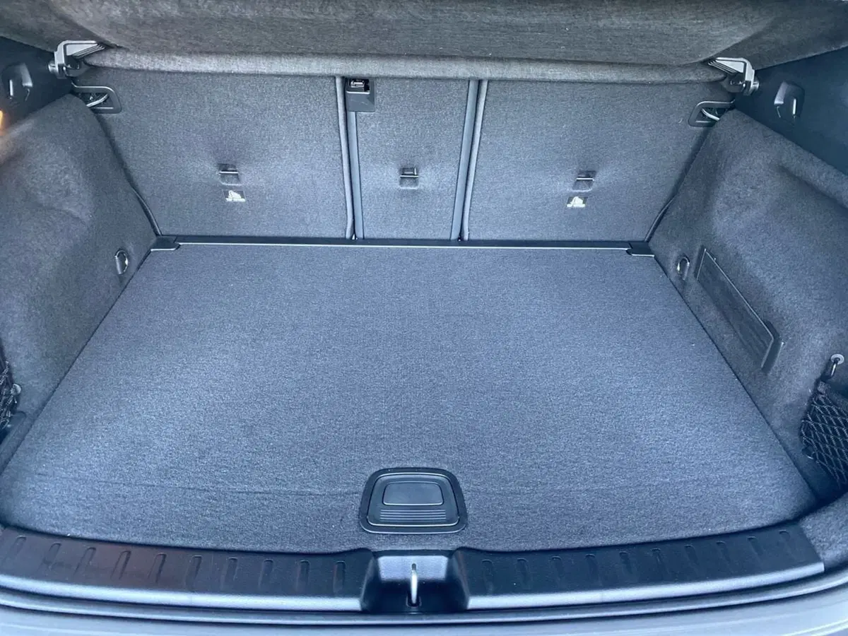 Mercedes-Benz GLA SUV usata a Bergamo (12)