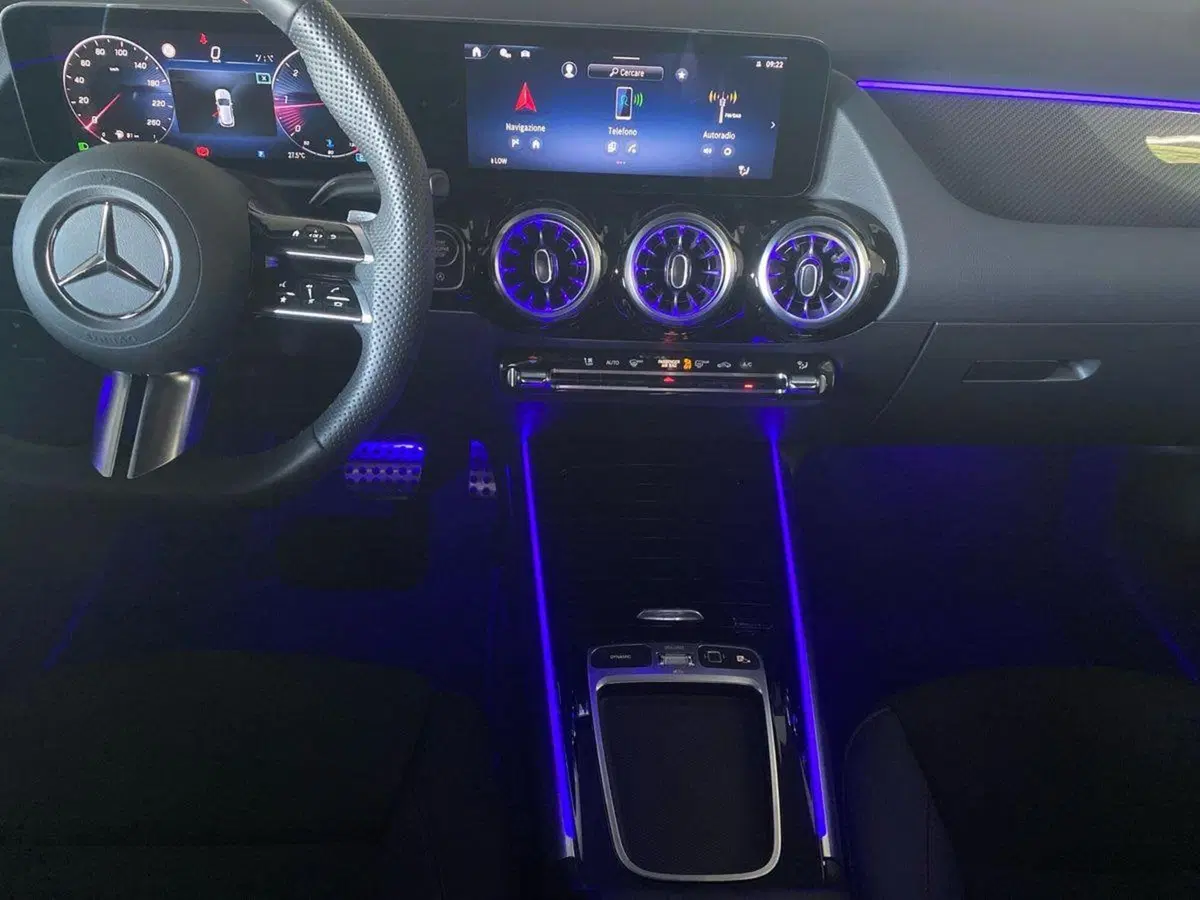 Mercedes-Benz GLA SUV usata a Bergamo (7)