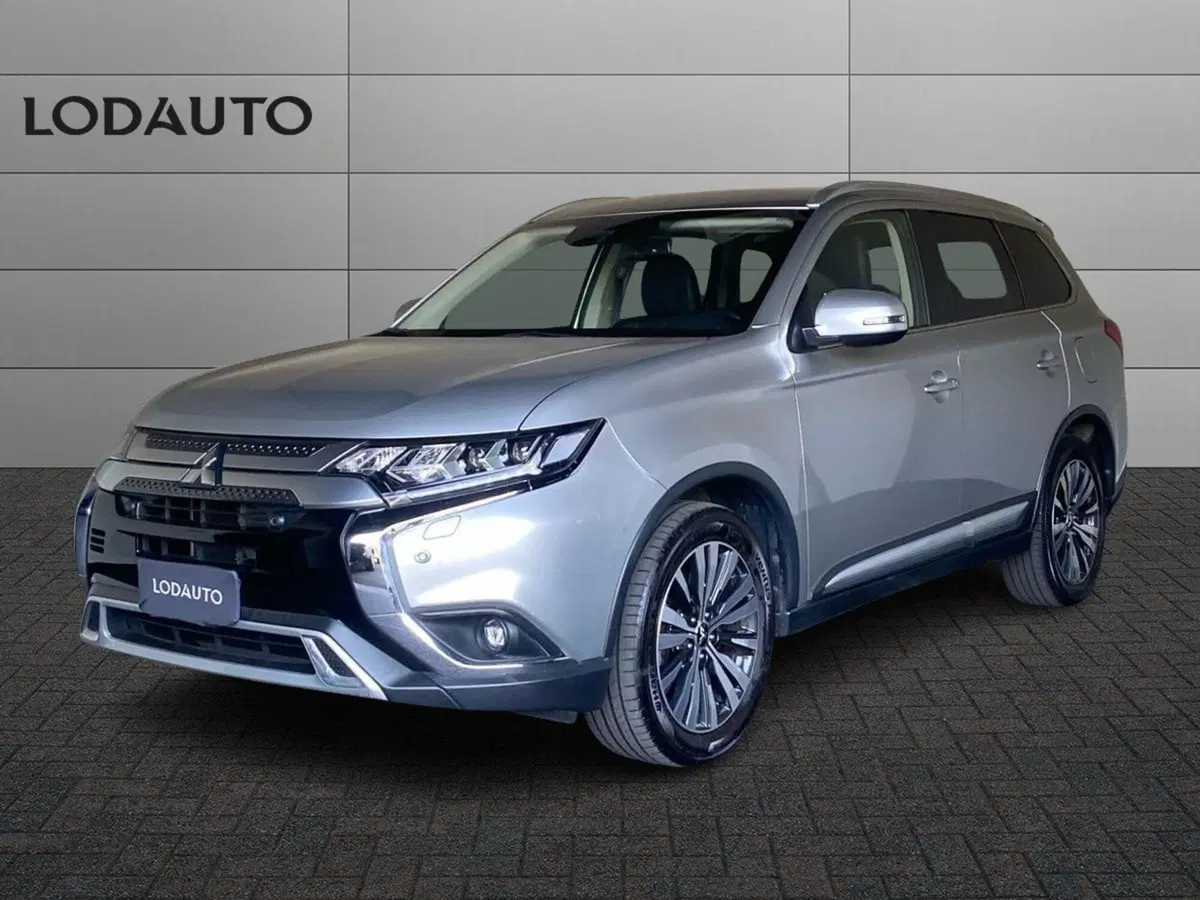 Mitsubishi Outlander usata a Bergamo