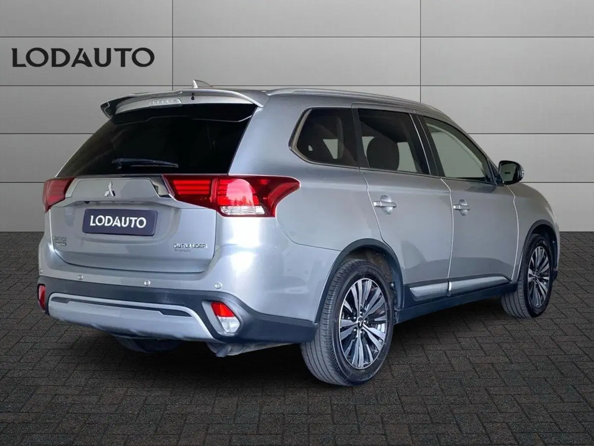Mitsubishi Outlander usata a Bergamo (2)