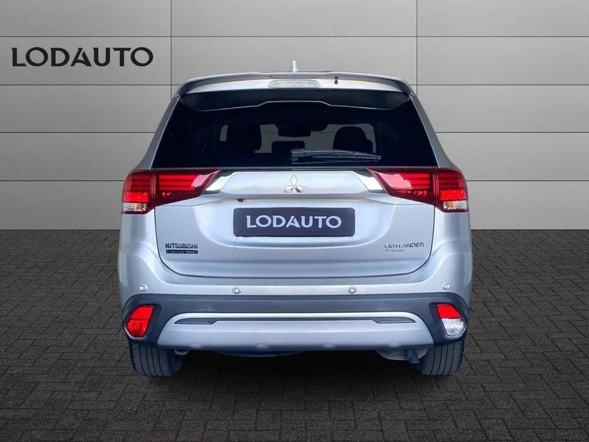 Mitsubishi Outlander usata a Bergamo (4)