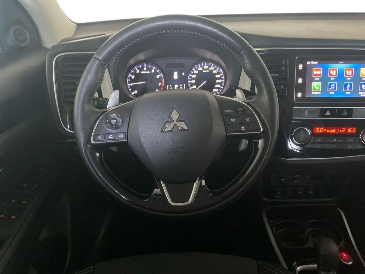 Mitsubishi Outlander usata a Bergamo (8)