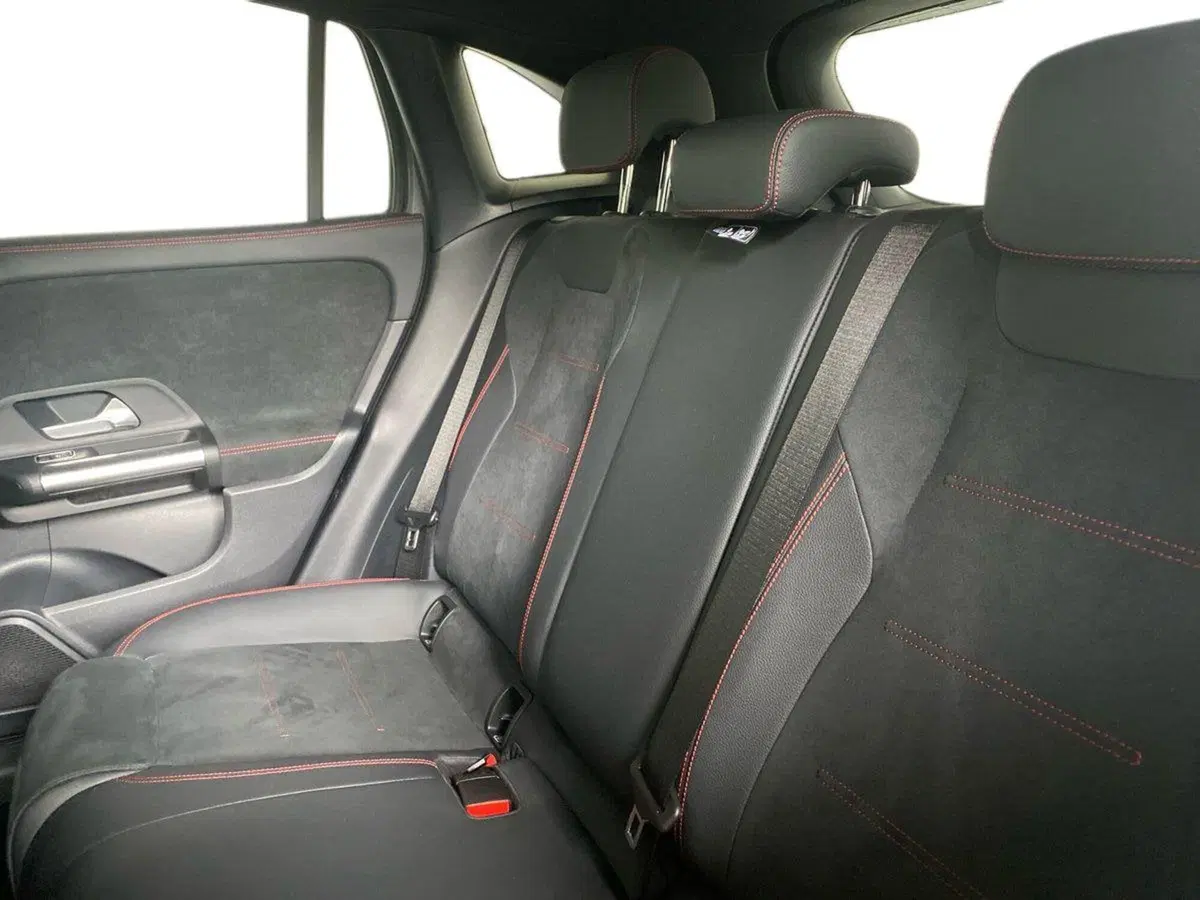 Mercedes-Benz GLA SUV usata a Bergamo (11)