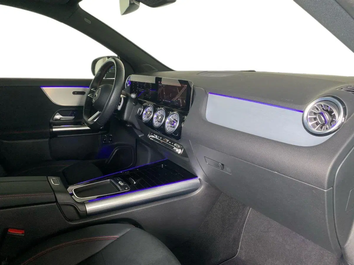Mercedes-Benz GLA SUV usata a Bergamo (12)